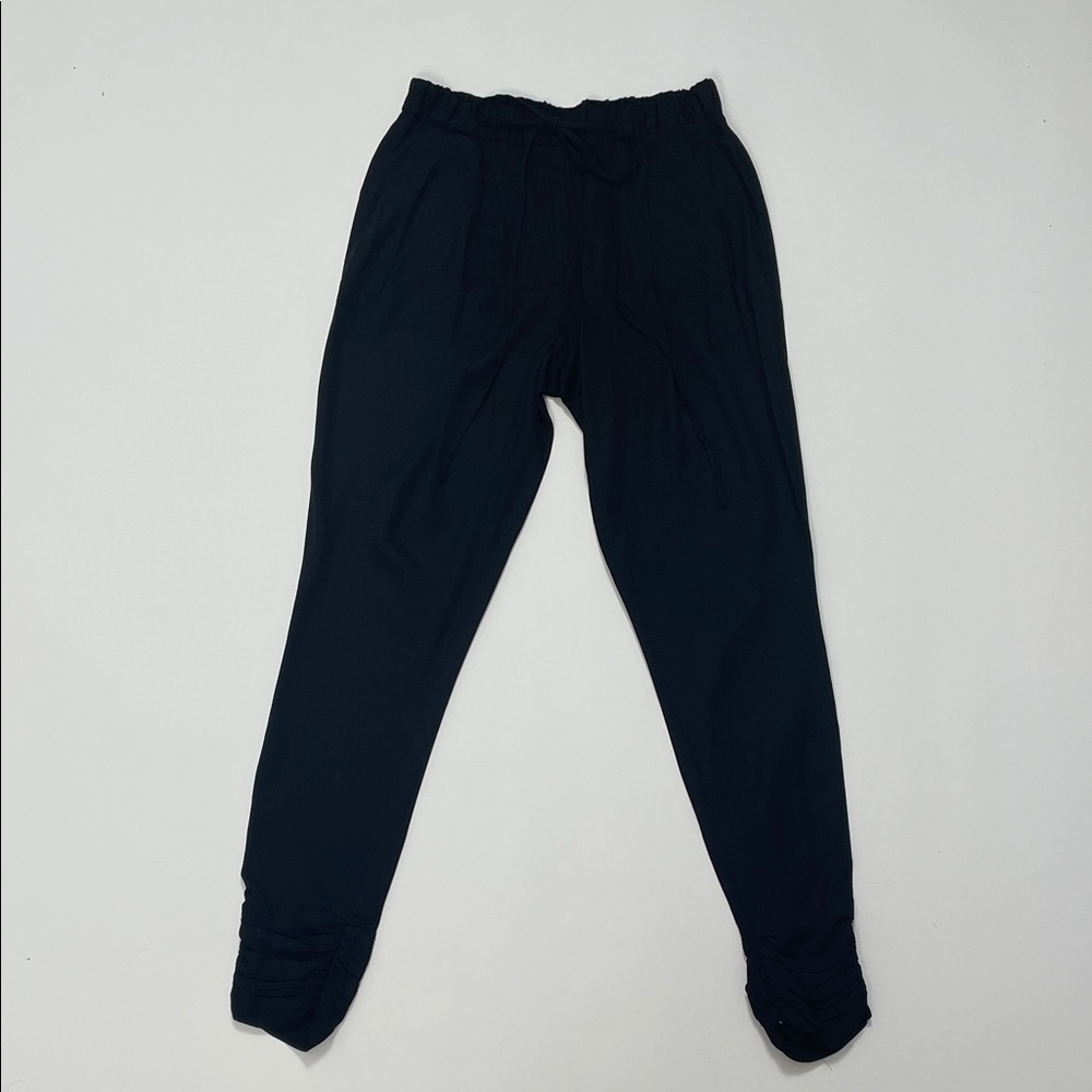 VIONNET Black Drapey Elastic Waist Jogger Pants. Size 38//6.